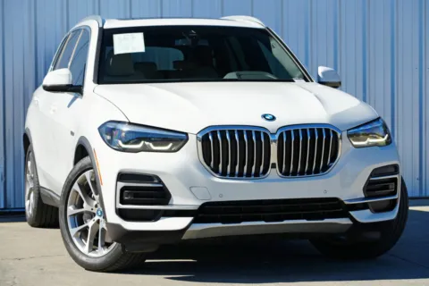 Photos of 2022 BMW X5 xDrive45e for sale in Peachtree Corners, GA at Atlanta Best Used Cars