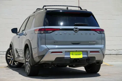 More photos of 2022 Nissan Pathfinder Platinum at Atlanta Best Used Cars, GA