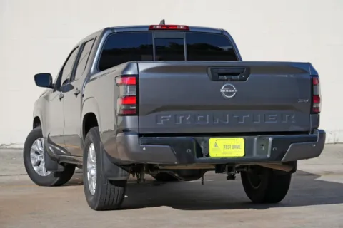 More photos of 2022 Nissan Frontier SV w/ Premium, Convenience & Tech Packages at Atlanta Best Used Cars, GA