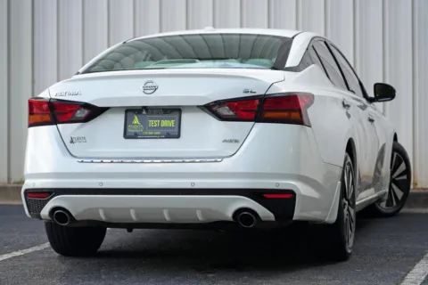 More photos of 2019 Nissan Altima 2.5 SL at Atlanta Best Used Cars, GA