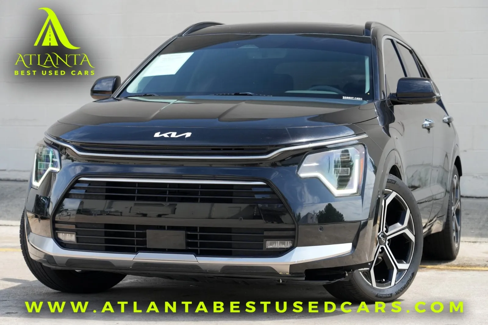 Black 2023 Kia Niro SX Touring for sale in Peachtree Corners, GA