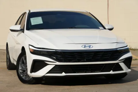 Photos of 2025 Hyundai Elantra Hybrid Blue for sale in Peachtree Corners, GA at Atlanta Best Used Cars