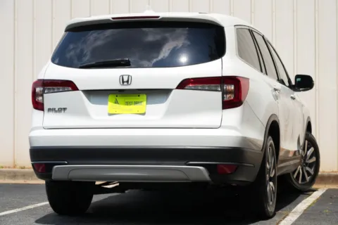 More photos of 2022 Honda Pilot EX-L at Atlanta Best Used Cars, GA