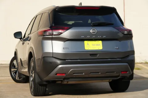 More photos of 2022 Nissan Rogue SL at Atlanta Best Used Cars, GA