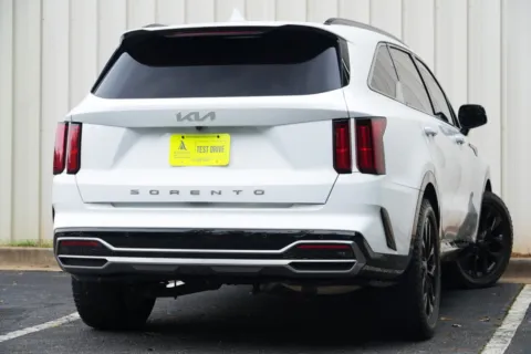 More photos of 2022 Kia Sorento SX at Atlanta Best Used Cars, GA