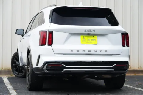 More photos of 2022 Kia Sorento SX at Atlanta Best Used Cars, GA