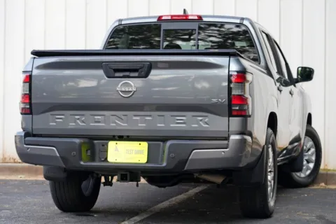 More photos of 2022 Nissan Frontier SV w/ Tech & Convenience Packages at Atlanta Best Used Cars, GA