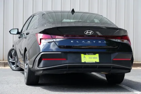 More photos of 2025 Hyundai Elantra SEL Sport at Atlanta Best Used Cars, GA