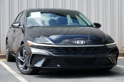 Photos of 2025 Hyundai Elantra SEL Sport for sale in Peachtree Corners, GA at Atlanta Best Used Cars