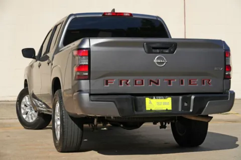 More photos of 2022 Nissan Frontier SV at Atlanta Best Used Cars, GA