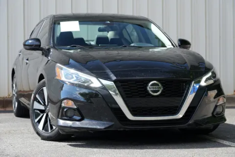 Photos of 2021 Nissan Altima 2.5 SL for sale in Peachtree Corners, GA at Atlanta Best Used Cars