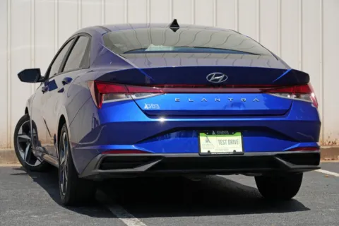 More photos of 2023 Hyundai Elantra SEL w/ Convenience Package at Atlanta Best Used Cars, GA