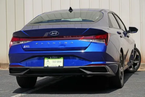 More photos of 2023 Hyundai Elantra SEL w/ Convenience Package at Atlanta Best Used Cars, GA