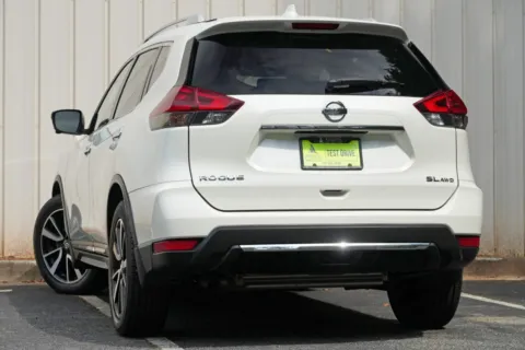 More photos of 2018 Nissan Rogue SL w/ Premium & Platinum Packages at Atlanta Best Used Cars, GA