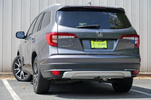 More photos of 2020 Honda Pilot Touring 7-Passenger at Atlanta Best Used Cars, GA