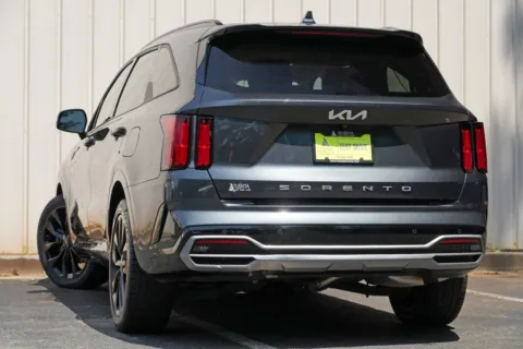 More photos of 2022 Kia Sorento SX at Atlanta Best Used Cars, GA