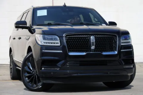 Photos of 2021 Lincoln Navigator L Reserve w/ Luxury Package for sale in Peachtree Corners, GA at Atlanta Best Used Cars