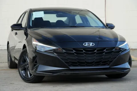 Photos of 2023 Hyundai Elantra SEL for sale in Peachtree Corners, GA at Atlanta Best Used Cars