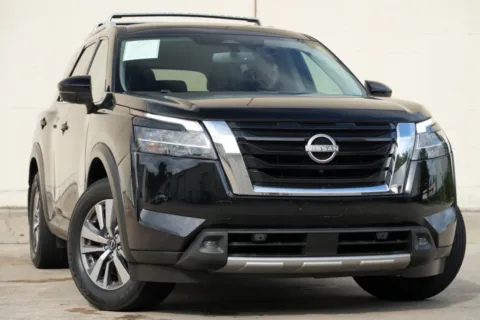 Photos of 2022 Nissan Pathfinder SL for sale in Peachtree Corners, GA at Atlanta Best Used Cars