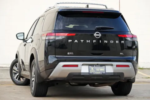 More photos of 2022 Nissan Pathfinder SL at Atlanta Best Used Cars, GA