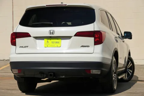 More photos of 2017 Honda Pilot EX-L at Atlanta Best Used Cars, GA