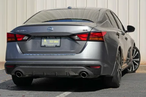 More photos of 2022 Nissan Altima 2.5 SR at Atlanta Best Used Cars, GA
