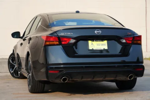 More photos of 2023 Nissan Altima 2.5 SR at Atlanta Best Used Cars, GA