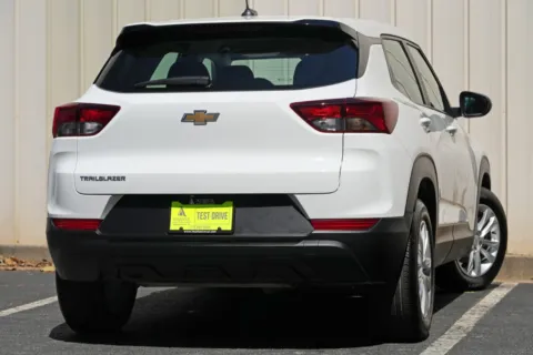More photos of 2023 Chevrolet Trailblazer LS at Atlanta Best Used Cars, GA