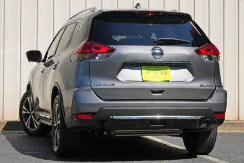 More photos of 2018 Nissan Rogue SL at Atlanta Best Used Cars, GA