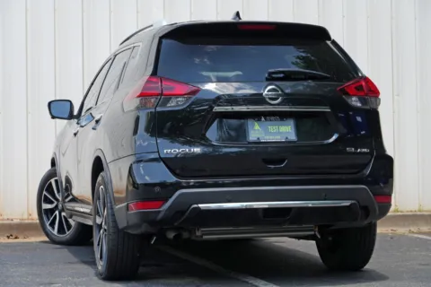 More photos of 2019 Nissan Rogue SL at Atlanta Best Used Cars, GA