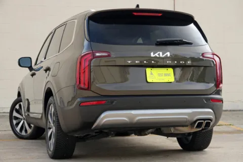 More photos of 2022 Kia Telluride EX w/ Premium Package at Atlanta Best Used Cars, GA