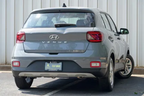 More photos of 2021 Hyundai Venue SE at Atlanta Best Used Cars, GA