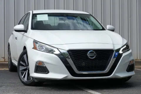 Photos of 2022 Nissan Altima 2.5 SV for sale in Peachtree Corners, GA at Atlanta Best Used Cars