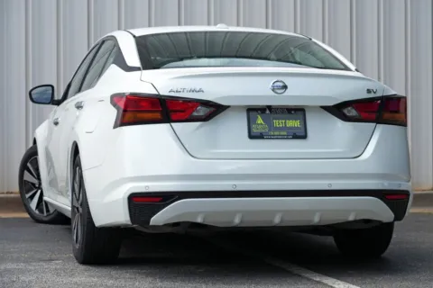 More photos of 2022 Nissan Altima 2.5 SV at Atlanta Best Used Cars, GA