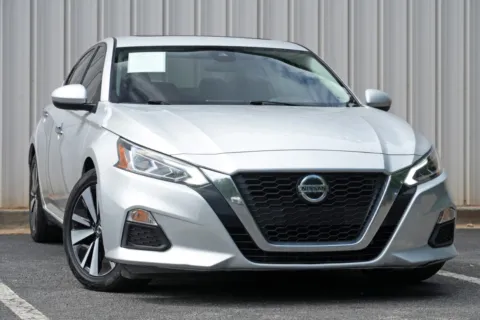 Photos of 2022 Nissan Altima 2.5 SV for sale in Peachtree Corners, GA at Atlanta Best Used Cars