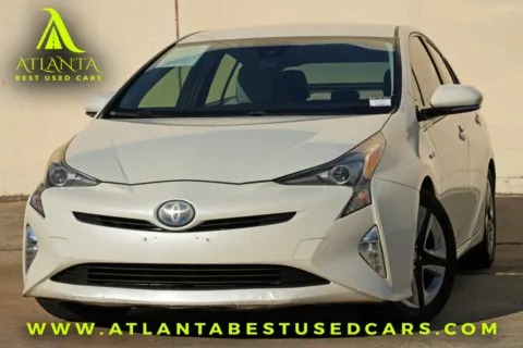 White 2017 Toyota Prius Three Touring for sale in Peachtree Corners, GA