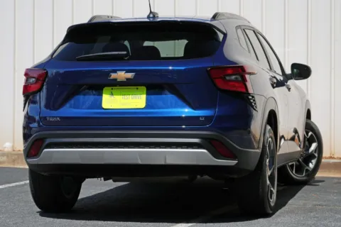 More photos of 2024 Chevrolet Trax LT w/ Driver Confidence & Convenience Packages at Atlanta Best Used Cars, GA
