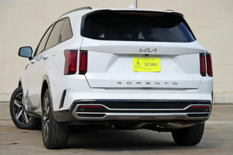 More photos of 2022 Kia Sorento S at Atlanta Best Used Cars, GA