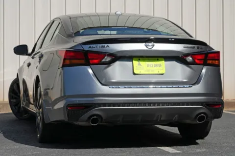More photos of 2022 Nissan Altima 2.5 SR w/ Midnight Edition Package at Atlanta Best Used Cars, GA