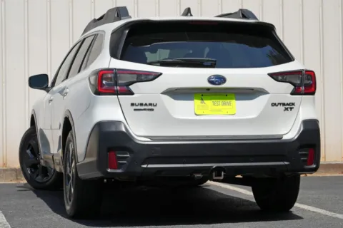 More photos of 2020 Subaru Outback Onyx Edition XT at Atlanta Best Used Cars, GA