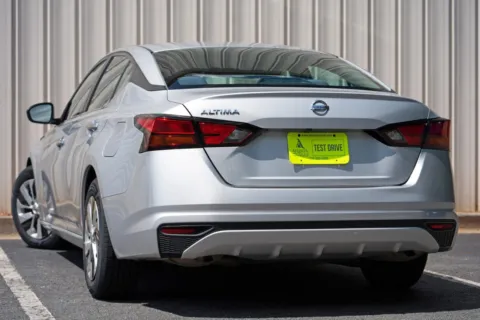 More photos of 2021 Nissan Altima 2.5 S at Atlanta Best Used Cars, GA