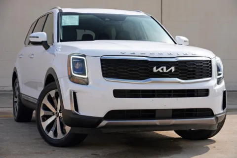 Photos of 2022 Kia Telluride S for sale in Peachtree Corners, GA at Atlanta Best Used Cars