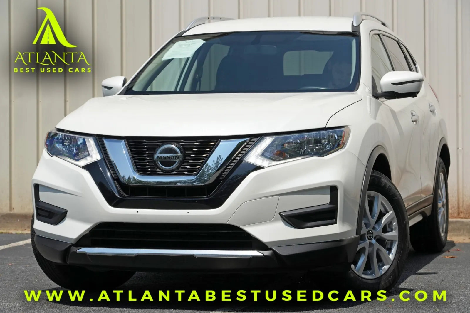 White 2018 Nissan Rogue SV w/ Premium Package for sale in Peachtree Corners, GA