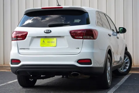 More photos of 2020 Kia Sorento LX V6 at Atlanta Best Used Cars, GA