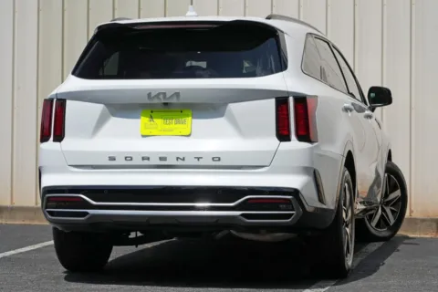 More photos of 2022 Kia Sorento S at Atlanta Best Used Cars, GA