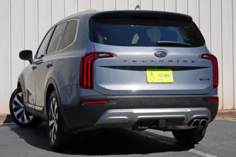 More photos of 2021 Kia Telluride EX w/ Premium Package at Atlanta Best Used Cars, GA