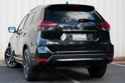 More photos of 2019 Nissan Rogue SL w/ Premium Package at Atlanta Best Used Cars, GA