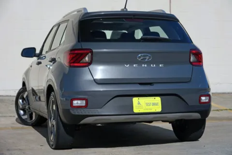 More photos of 2023 Hyundai Venue SEL at Atlanta Best Used Cars, GA