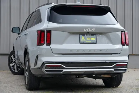 More photos of 2022 Kia Sorento EX at Atlanta Best Used Cars, GA