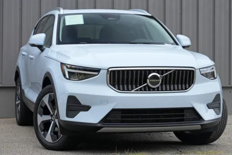 Photos of 2025 Volvo XC40 Core Bright Theme for sale in Peachtree Corners, GA at Atlanta Best Used Cars
